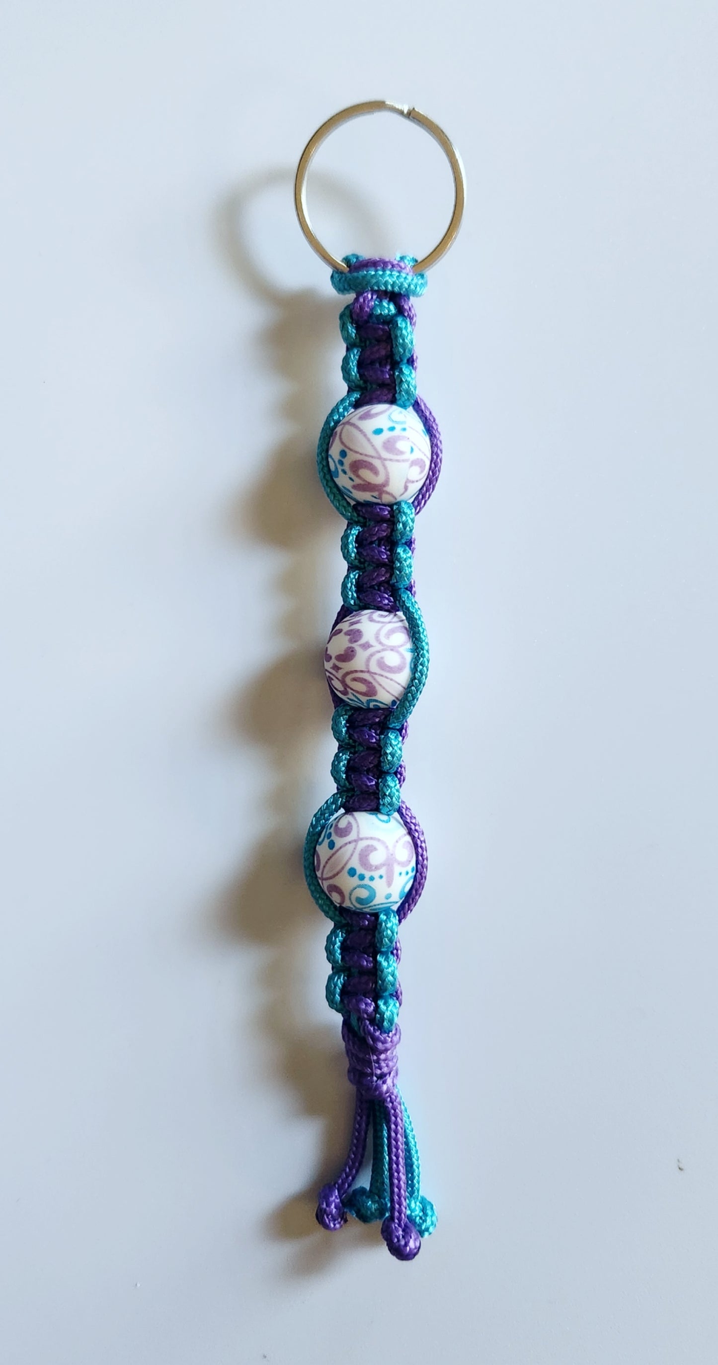 Paracord keychains w/beads